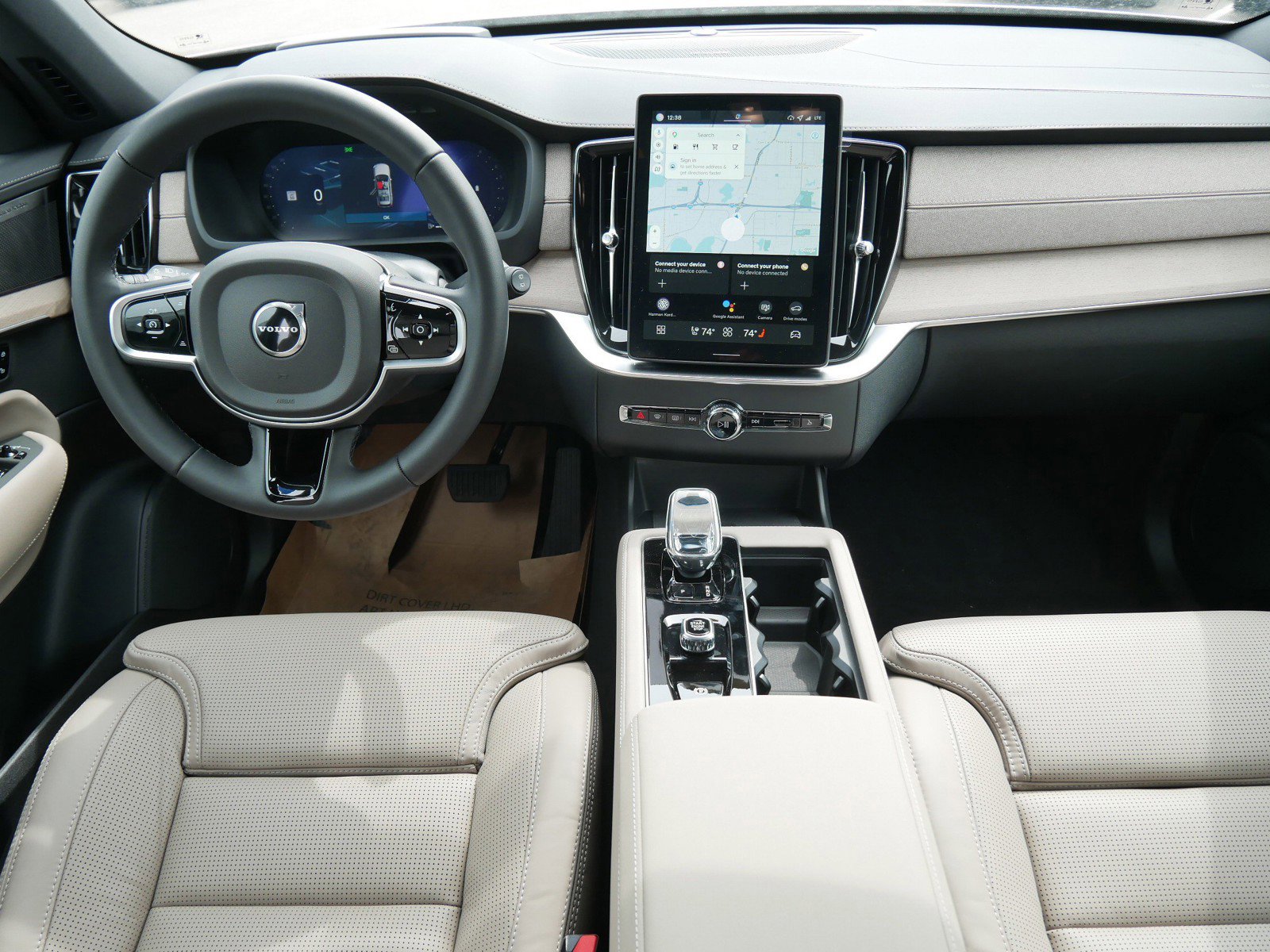 New 2026 Volvo XC90 B6 Ultra w/ Protection Package image 7