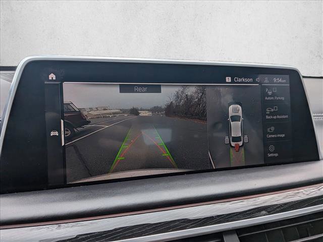 Used 2020 BMW 750i xDrive w/ Executive Package image 17