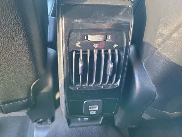 Used 2024 Jeep Compass Latitude AWD/4WD image 19