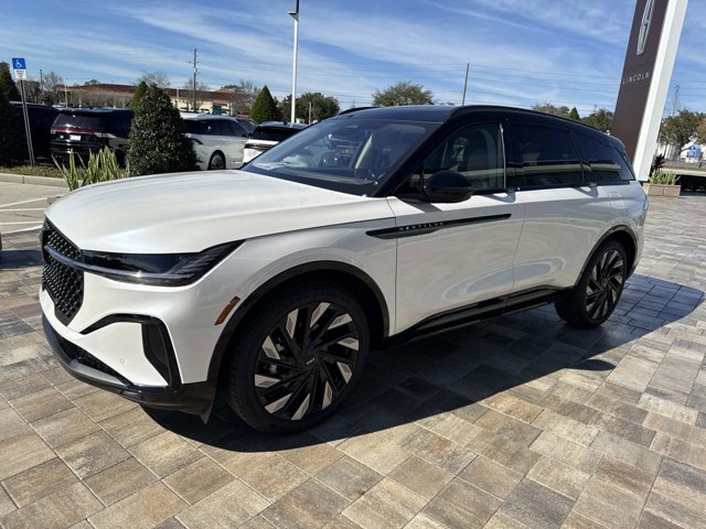 New 2025 Lincoln Nautilus Reserve w/ Jet Appearance Package image 5