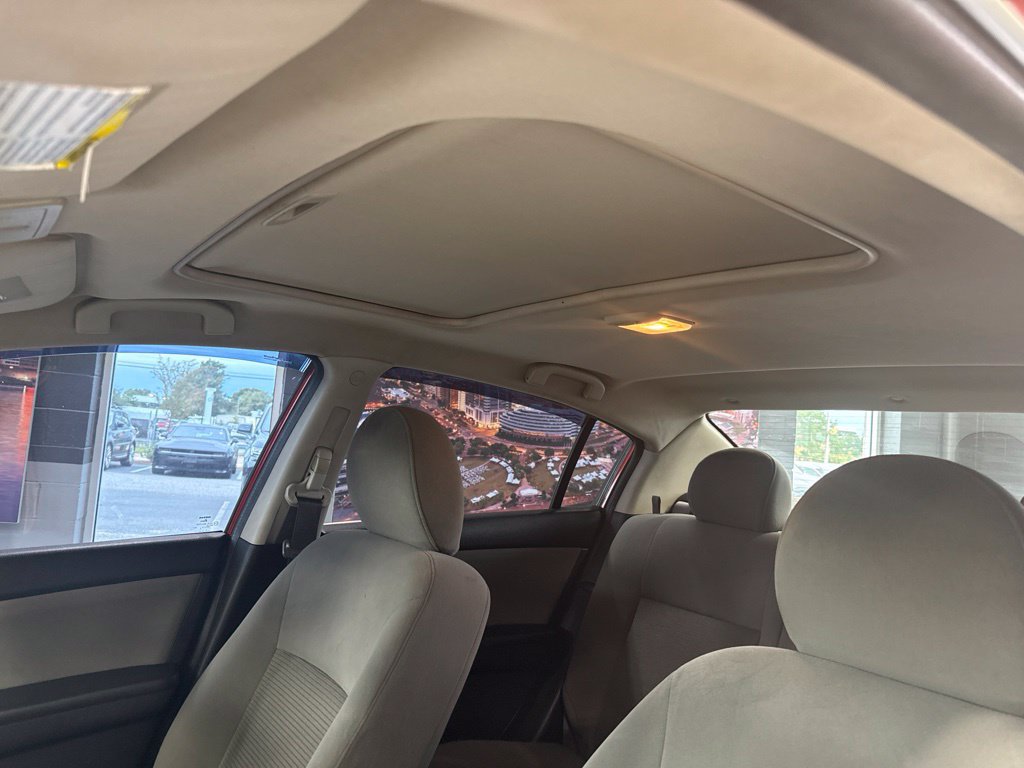 Used 2011 Nissan Sentra 2.0 SR w/ Special Edition Pkg FWD image 19