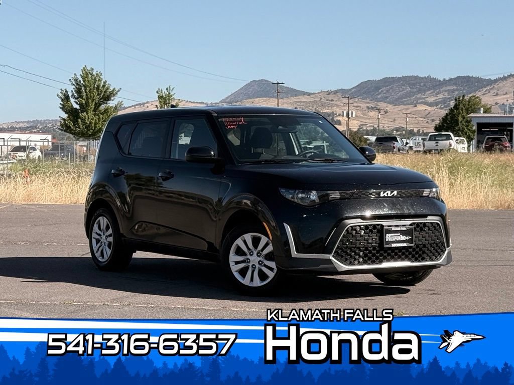 Used 2023 Kia Soul LX