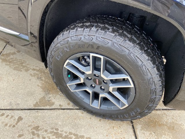 Used 2026 GMC Terrain AT4 image 29
