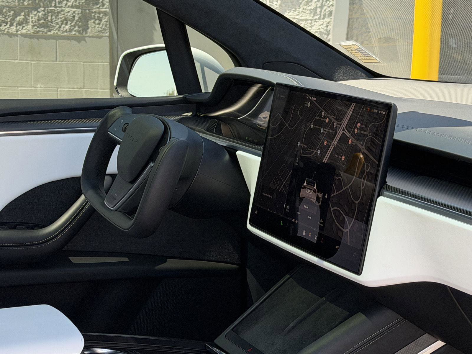 Used 2022 Tesla Model X Plaid image 57