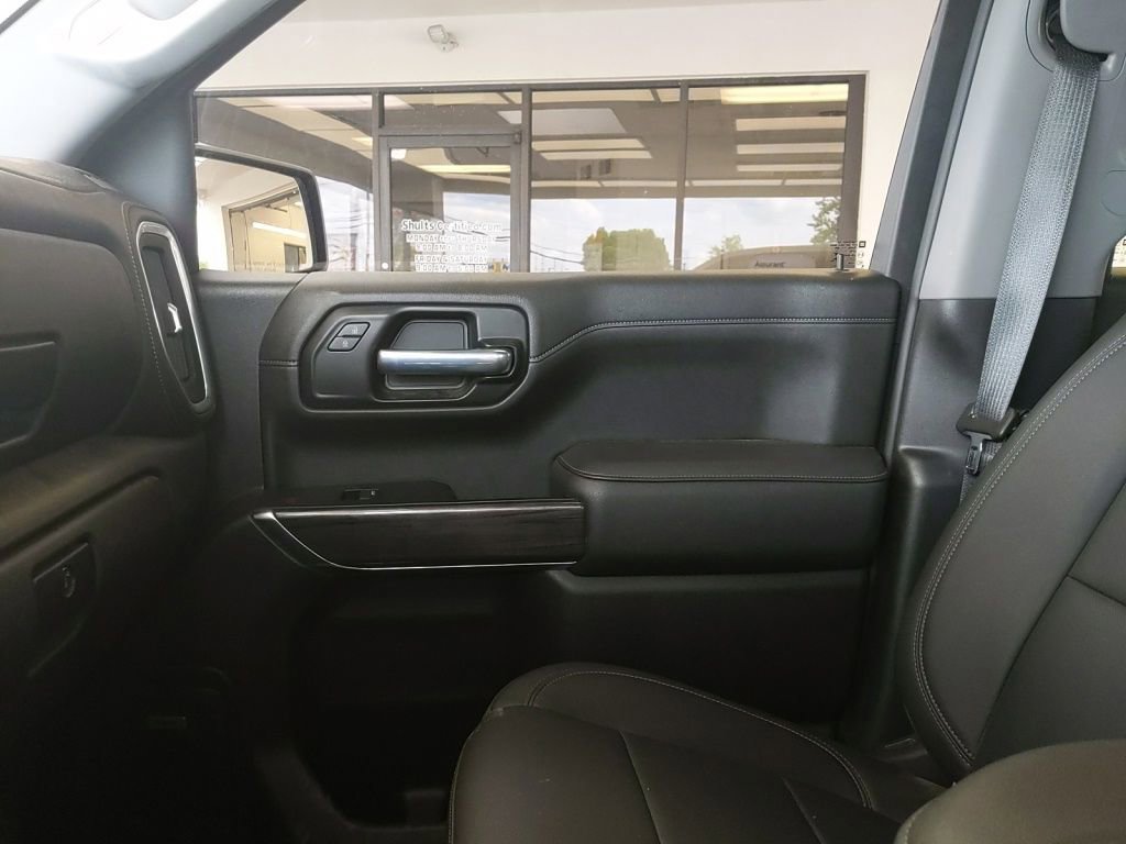 Used 2021 Chevrolet Silverado 1500 LTZ w/ LTZ Premium Package AWD/4WD image 29