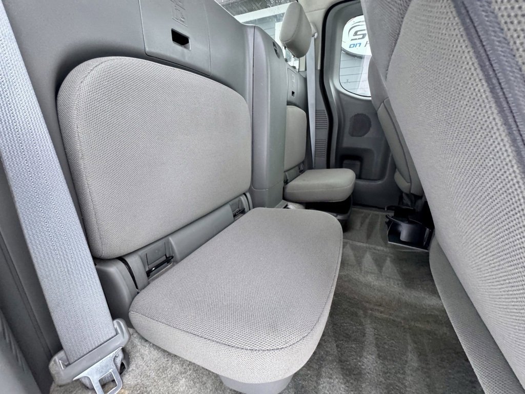 Used 2016 Nissan Frontier S image 10