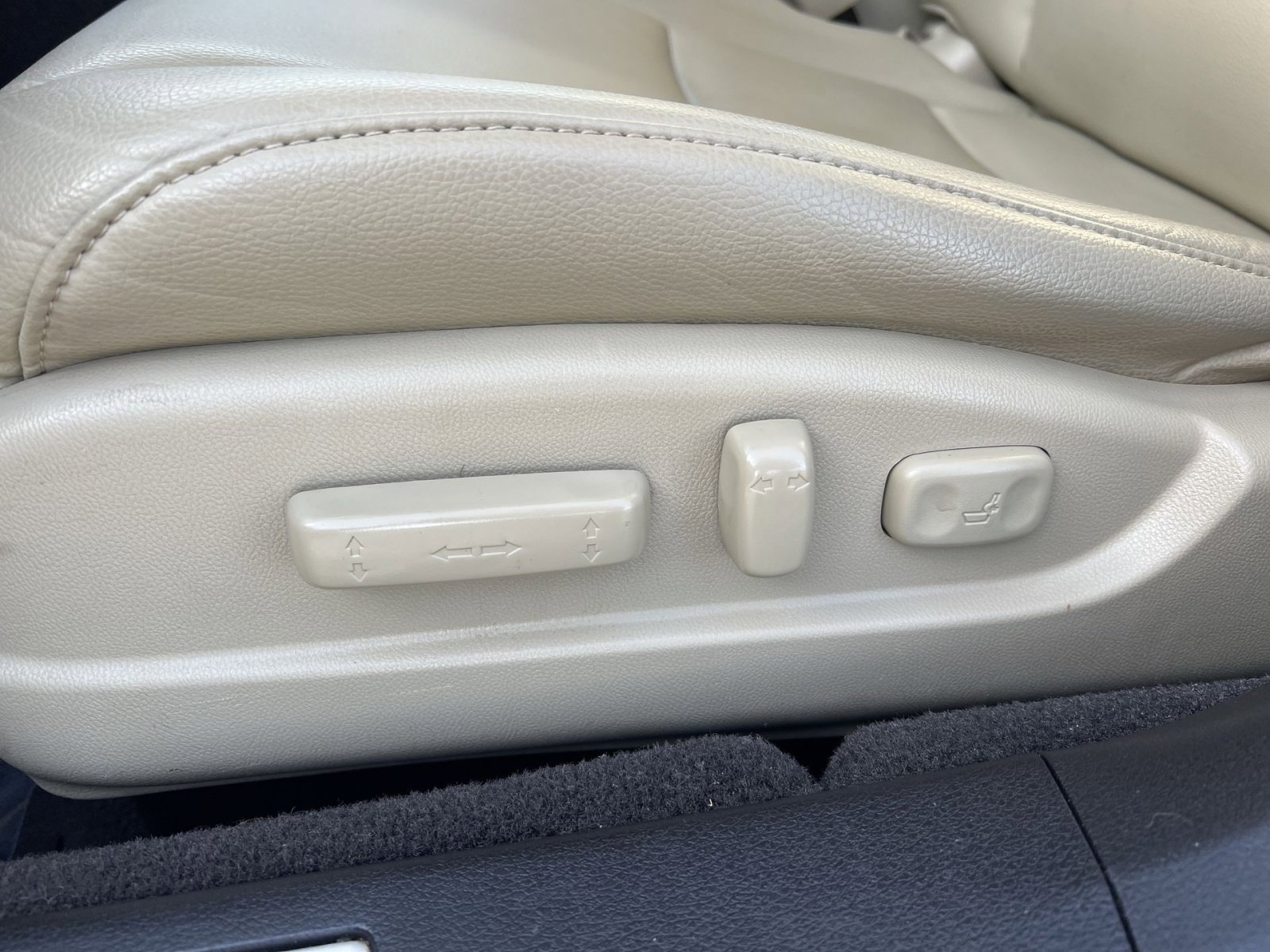 Used 2020 Acura TLX image 14