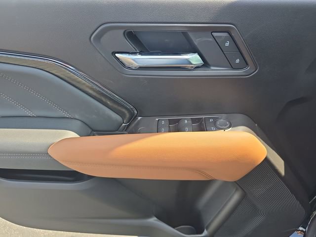 New 2025 GMC Canyon AT4 w/ Nightfall Edition image 22