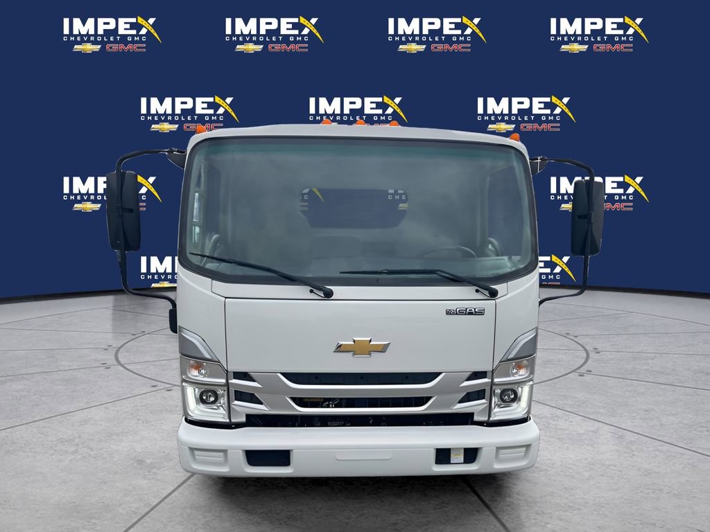 Used 2024 Chevrolet Low Cab Forward RWD image 1