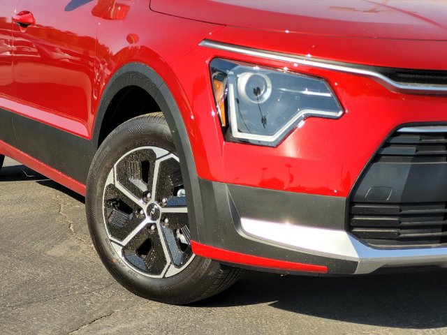 New 2026 Kia Niro EX FWD image 3
