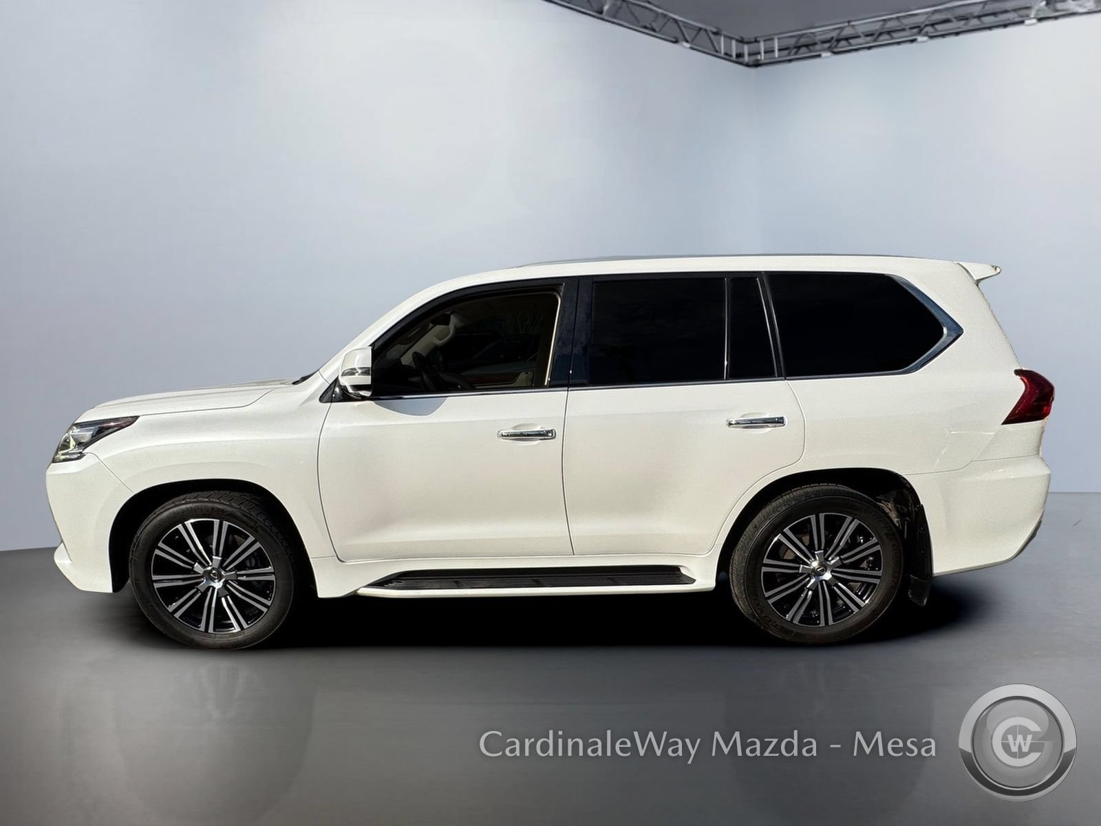 Used 2021 Lexus LX 570 4WD w/ Luxury Package image 7