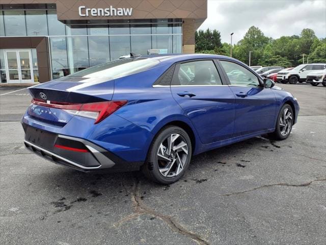 New 2025 Hyundai Elantra Limited FWD image 7