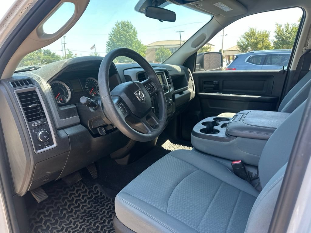 Used 2019 RAM 1500 Express w/ Express Value Package AWD/4WD image 15