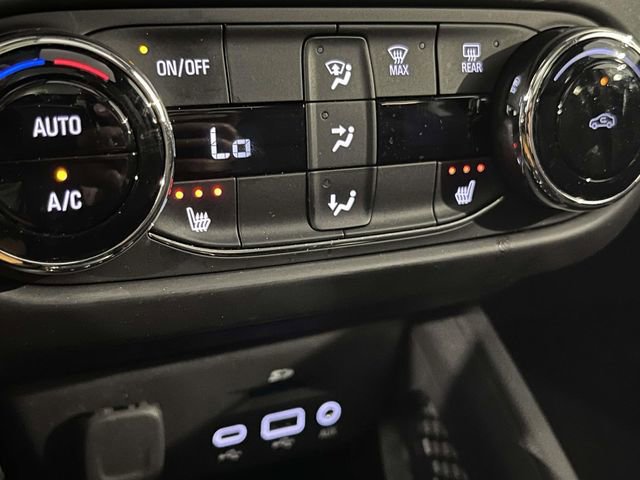 Used 2023 Chevrolet TrailBlazer RS w/ Sun and Liftgate Package AWD/4WD image 31