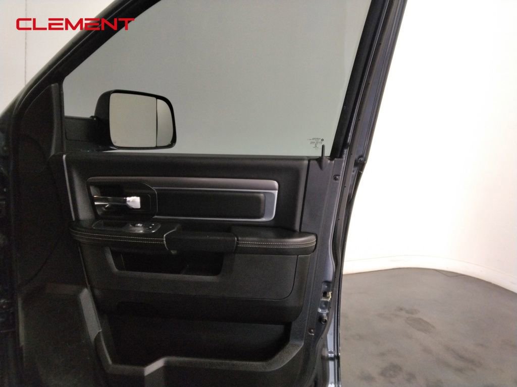 Used 2021 RAM 1500 Classic Warlock image 32