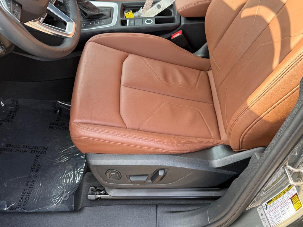 Used 2024 Audi Q3 2.0T Premium Plus image 17