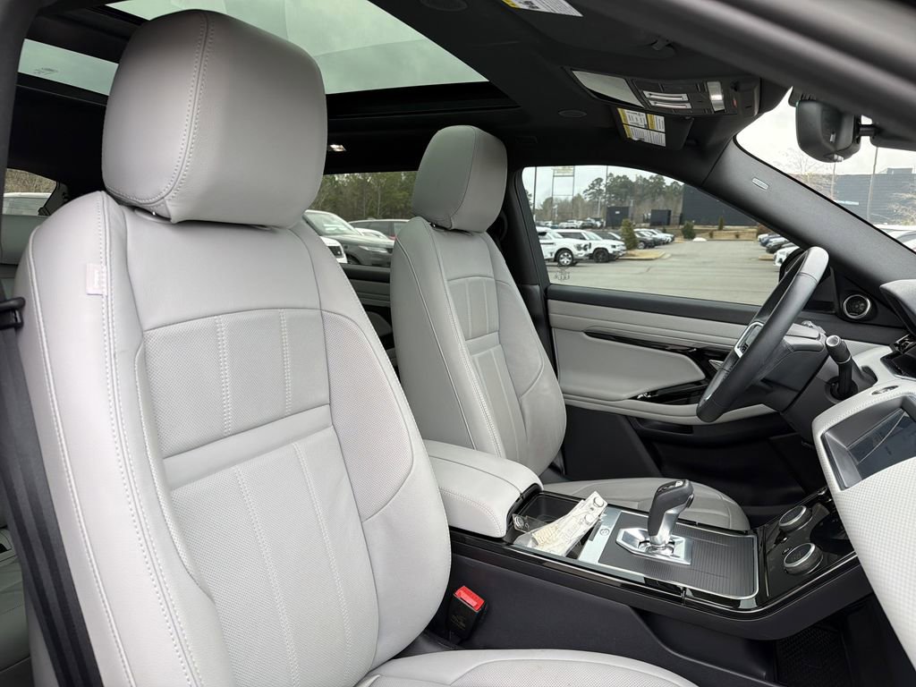 Used 2023 Land Rover Range Rover Evoque S image 10