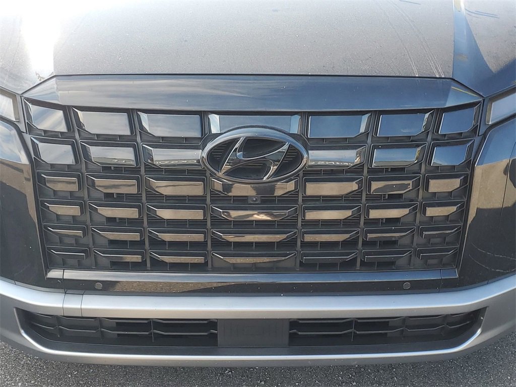 Used 2024 Hyundai Palisade Limited image 4