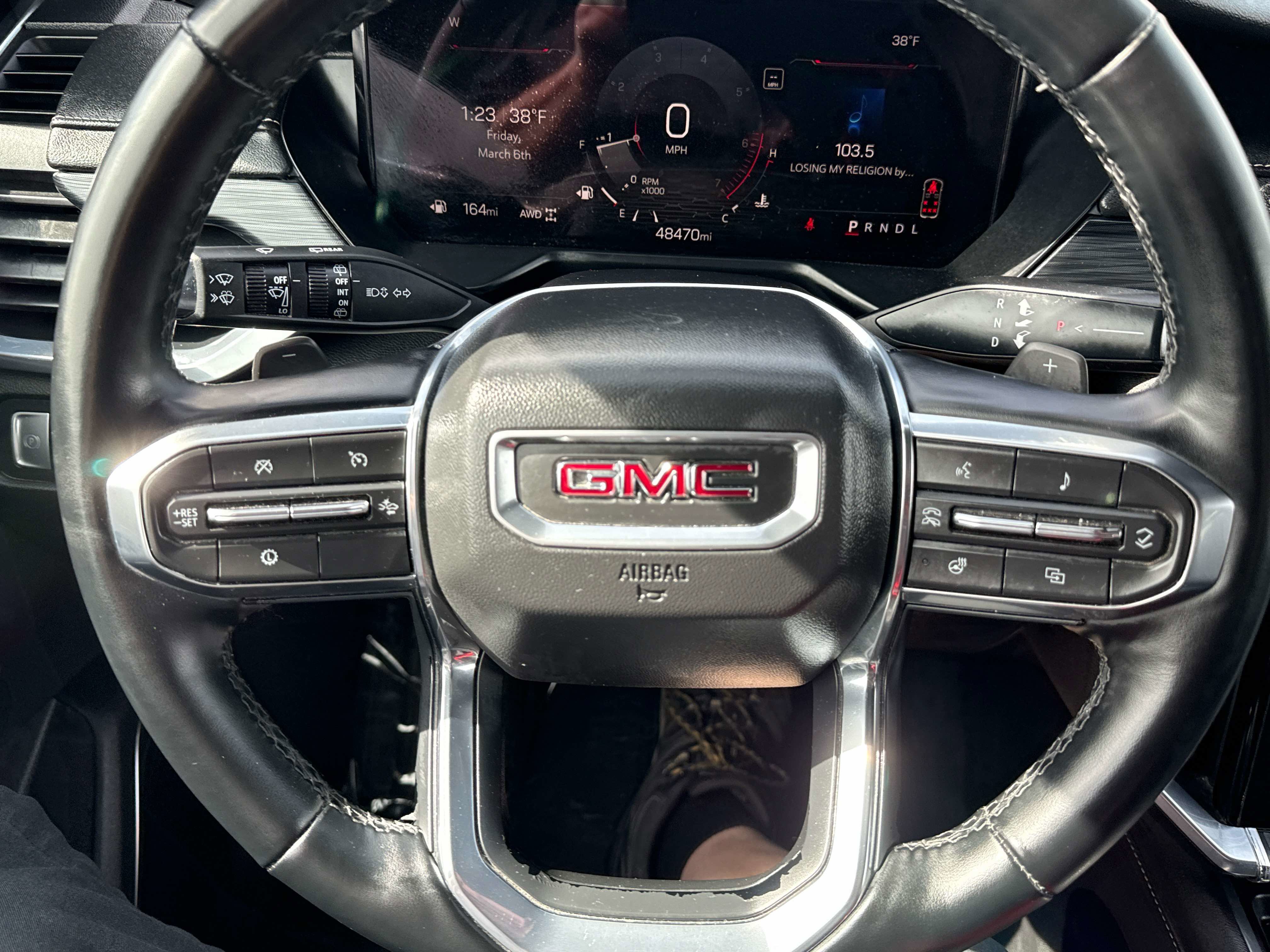 Used 2024 GMC Acadia Elevation image 28