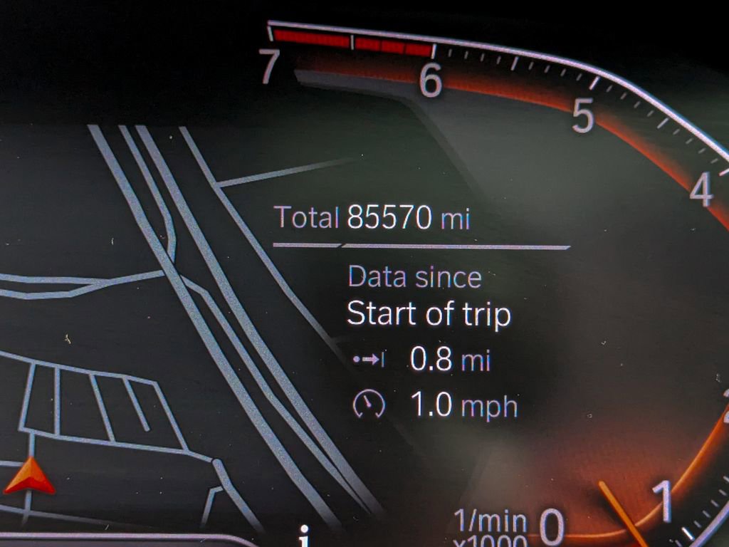 Used 2019 BMW X5 xDrive50i w/ M Sport Package image 30