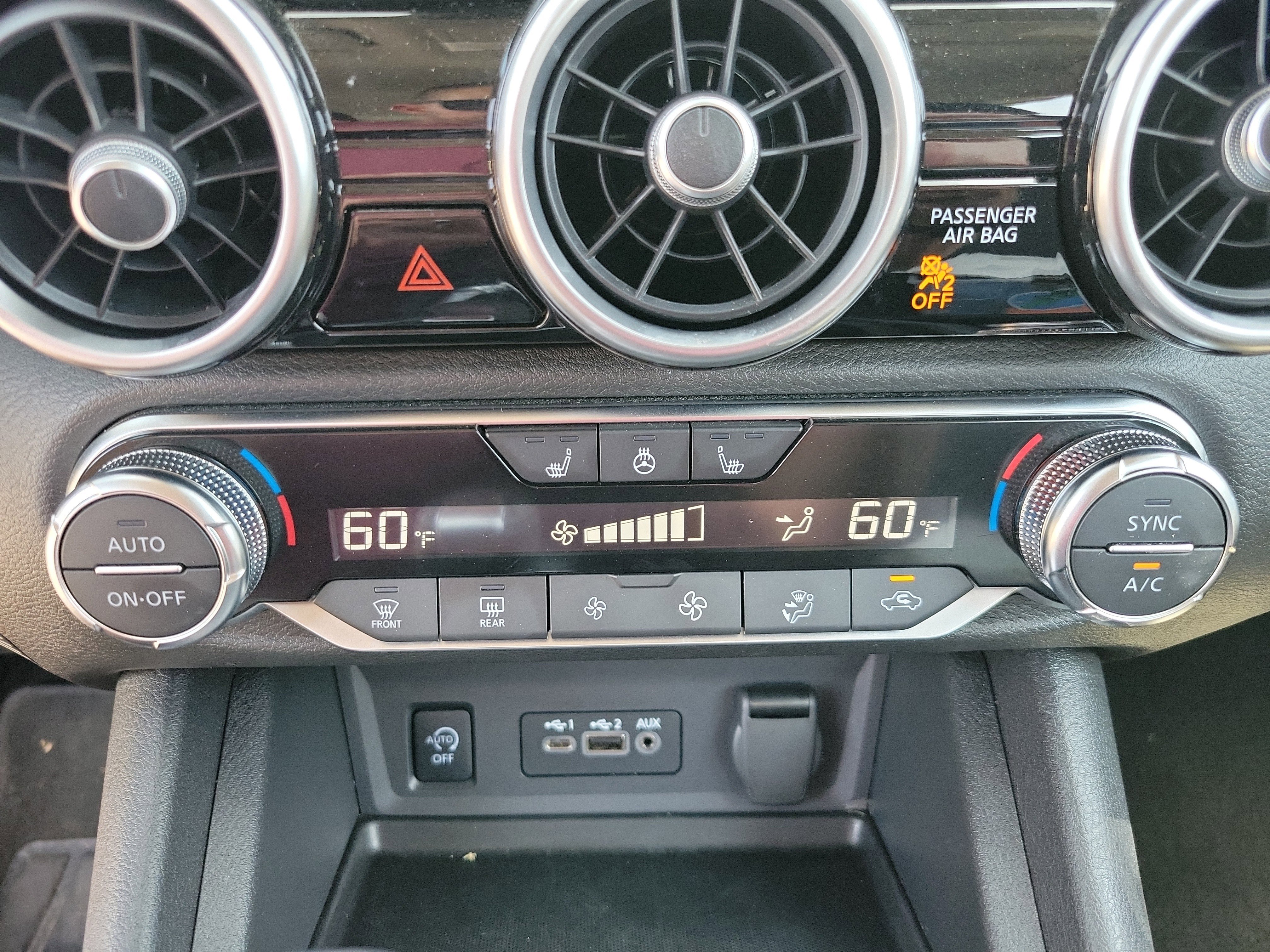 Used 2025 Nissan Sentra SV w/ All-Weather Package FWD image 14