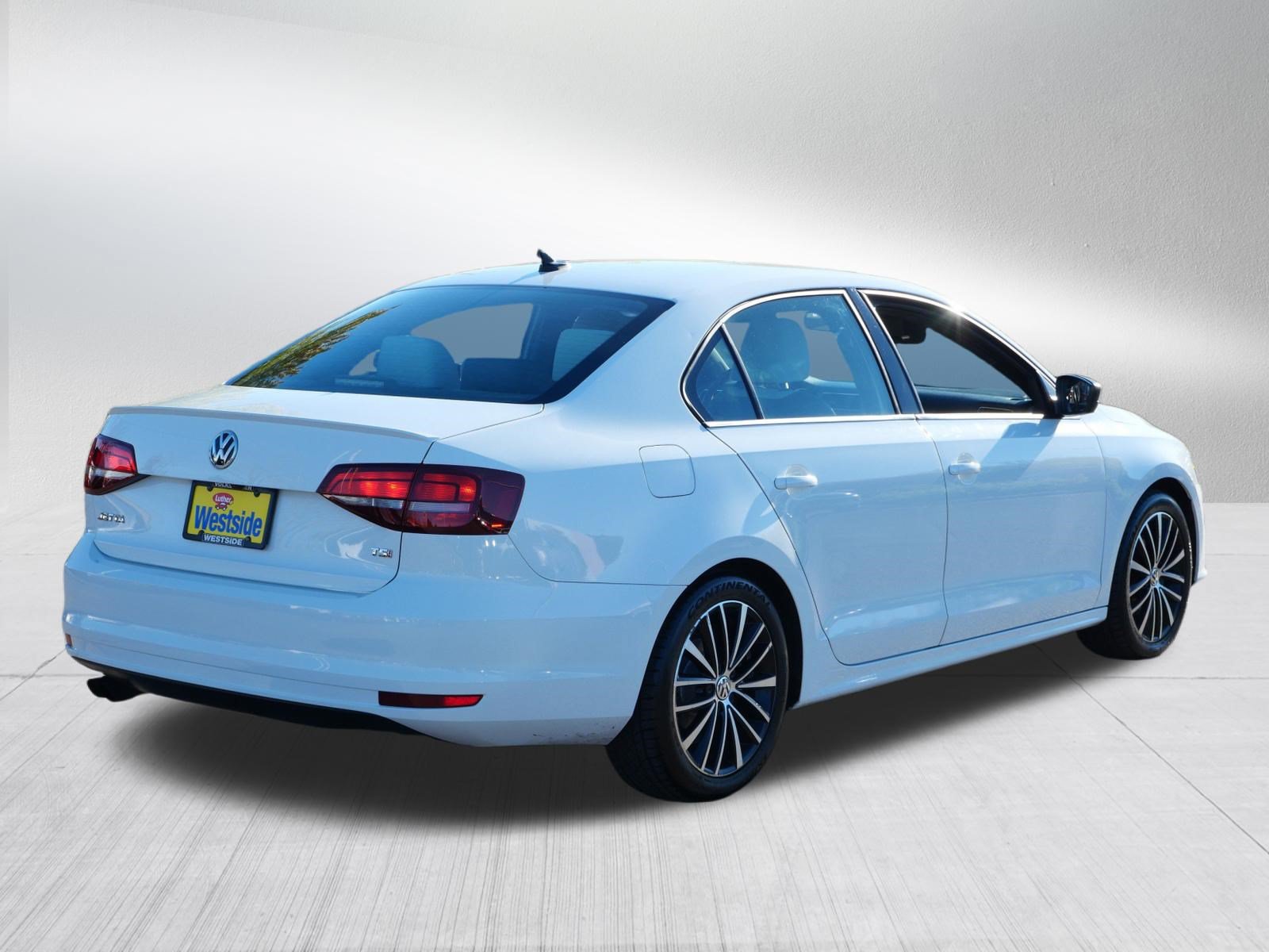 Used 2016 Volkswagen Jetta Sport FWD image 7