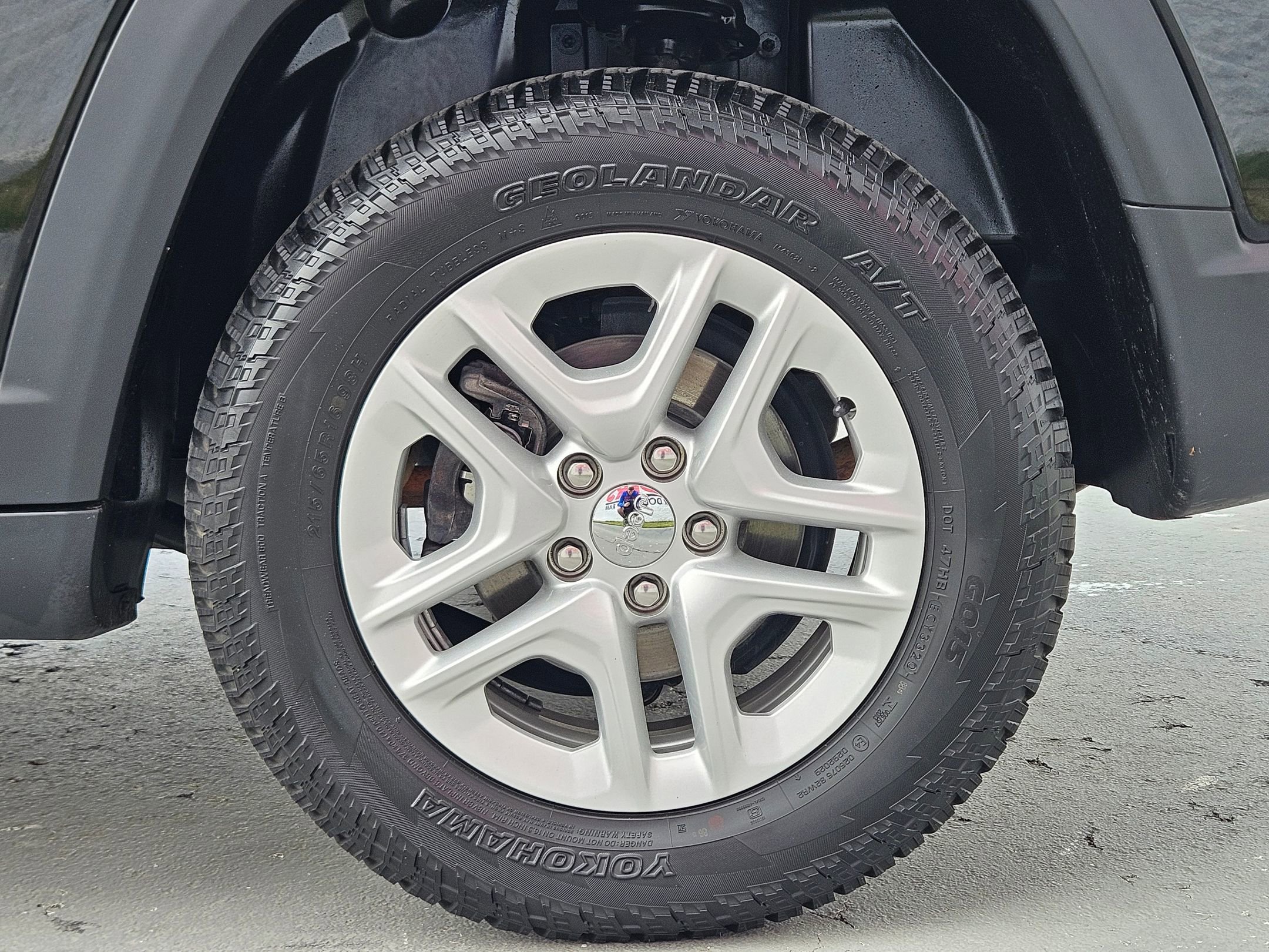 Used 2018 Jeep Compass Sport image 29