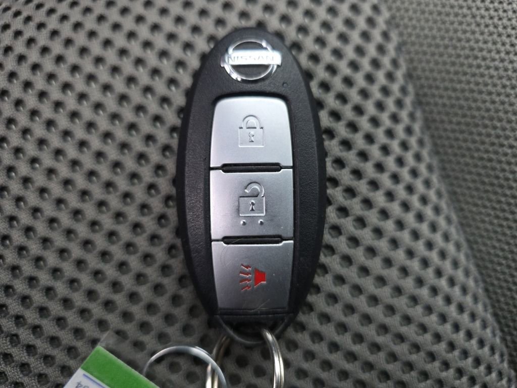 Used 2021 Nissan Frontier SV image 44