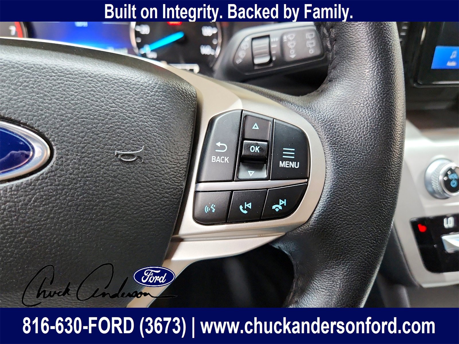 Used 2021 Ford Explorer XLT image 24