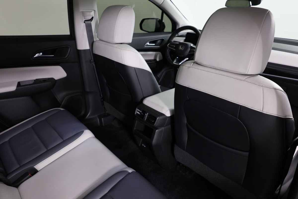 Used 2025 Honda Prologue Touring image 40