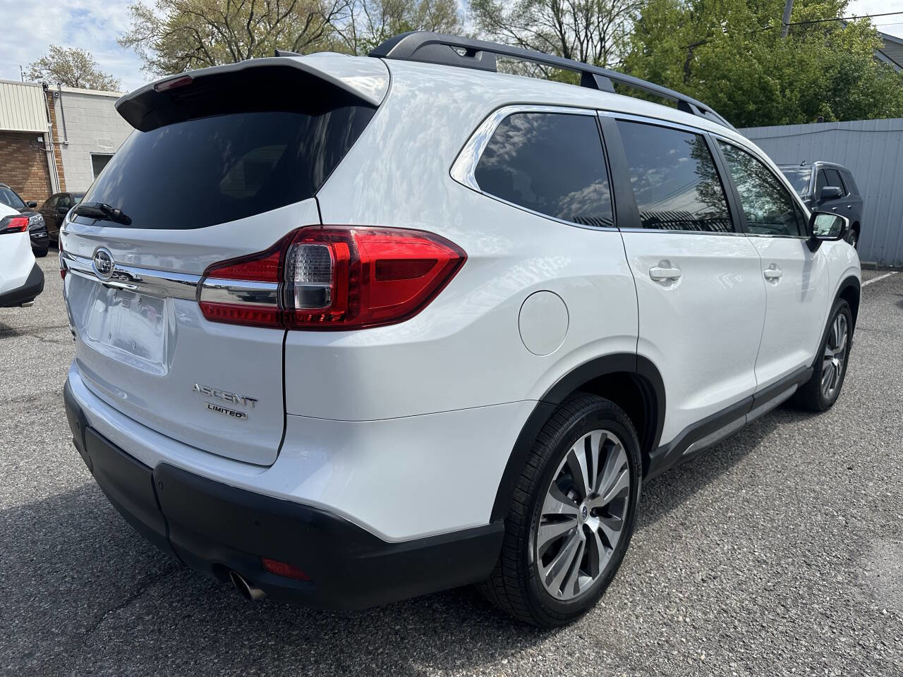 Used 2019 Subaru Ascent Limited AWD/4WD image 5