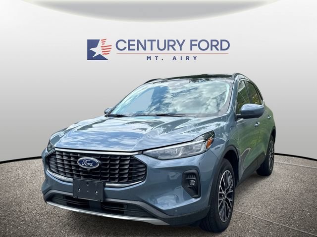 Used 2023 Ford Escape SE w/ PHEV Premium Package FWD image 3