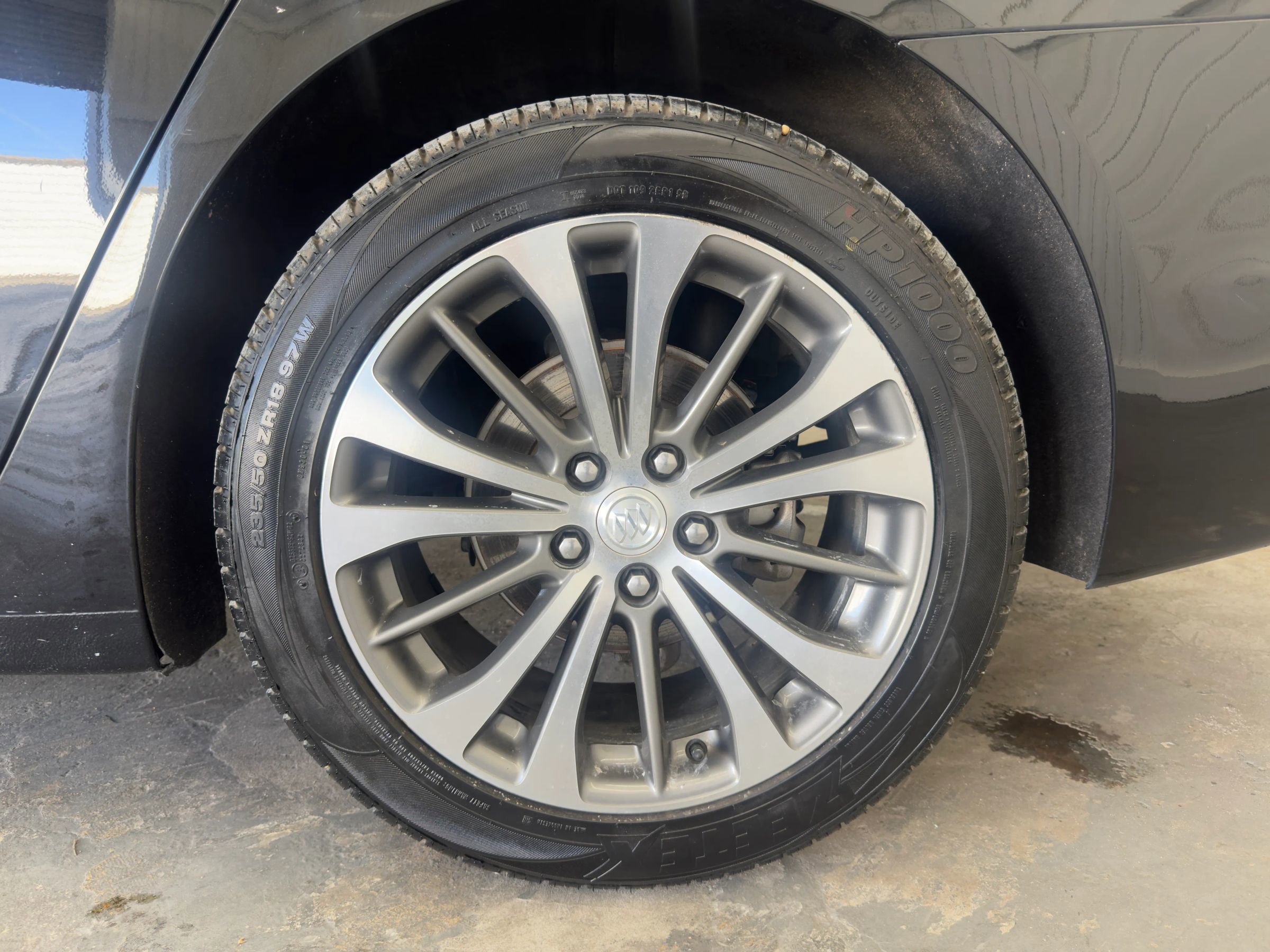 Used 2017 Buick Regal Premium w/ Driver Confidence Package #2 image 14