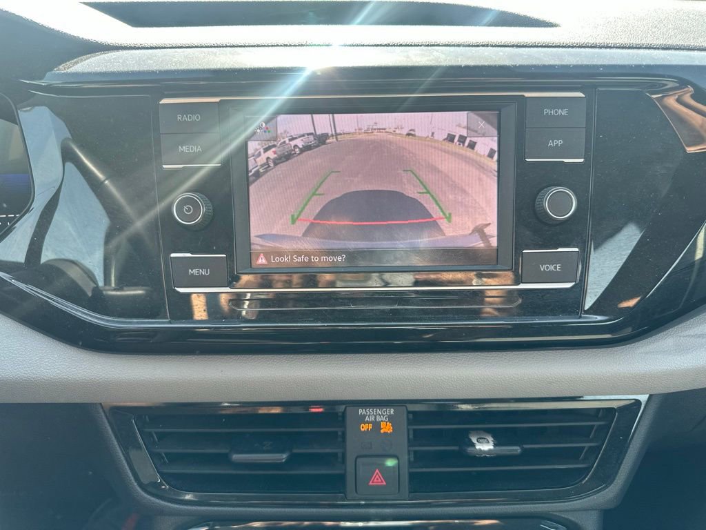 Used 2024 Volkswagen Taos S image 31