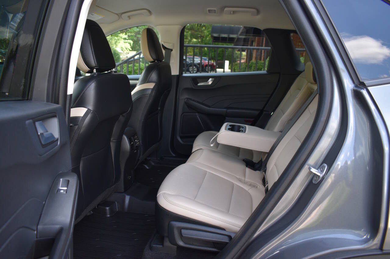 Used 2021 Ford Escape SEL AWD/4WD image 9