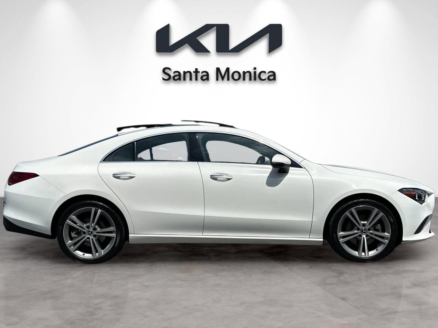 Used 2021 Mercedes-Benz CLA 250 w/ Premium Package image 7