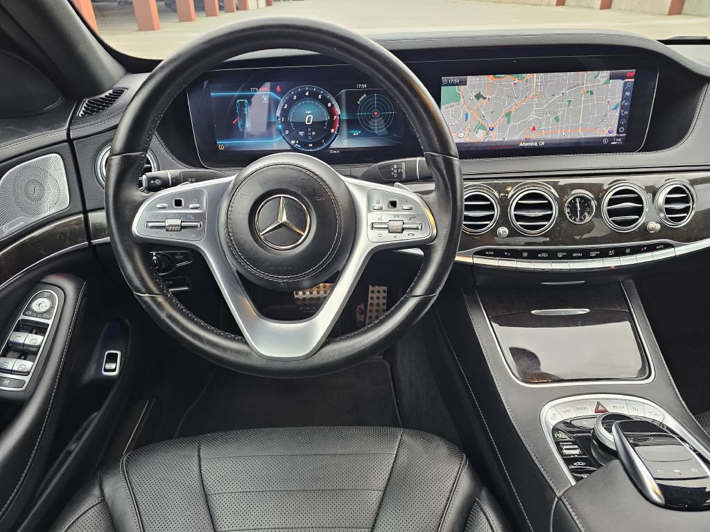 Used 2018 Mercedes-Benz S 560 Sedan image 17
