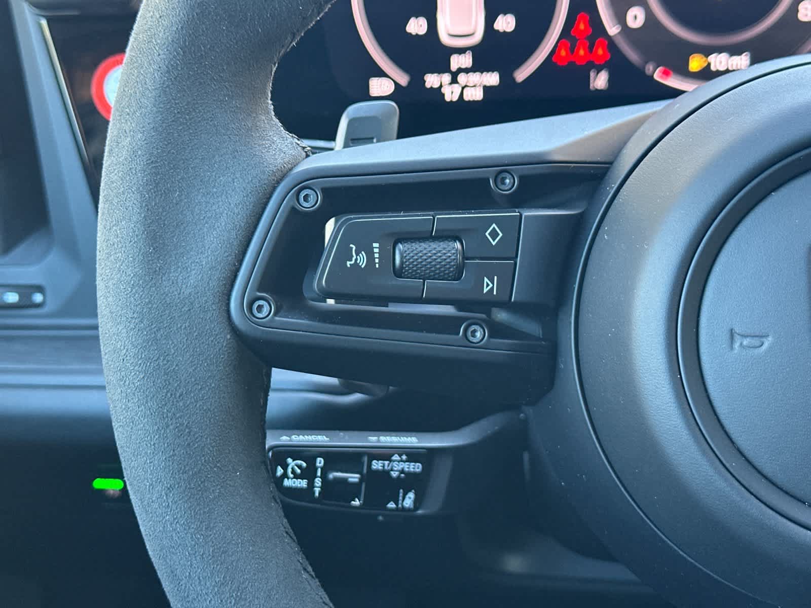 New 2026 Porsche Cayenne GTS AWD/4WD image 28