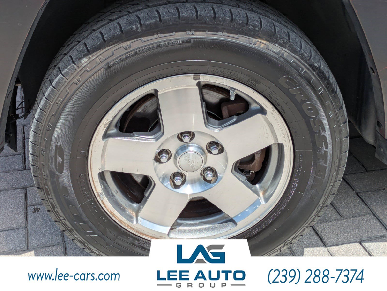 Used 2010 Jeep Commander Sport RWD image 8