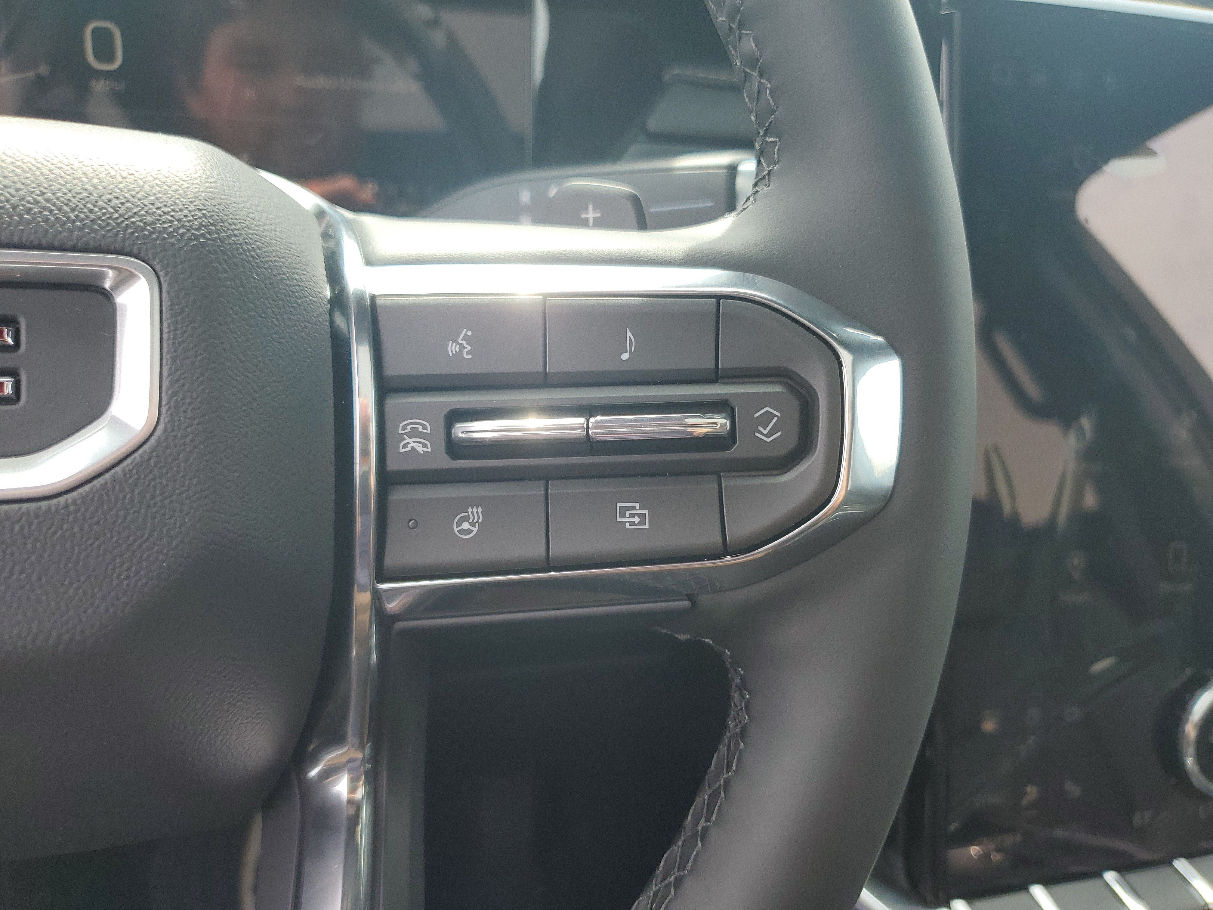 New 2026 GMC Acadia Elevation w/ Elevation Premium Package FWD image 17