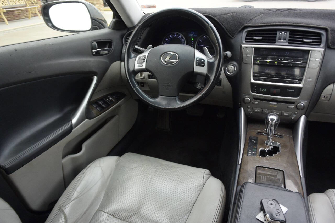 Used 2011 Lexus IS 250 image 22