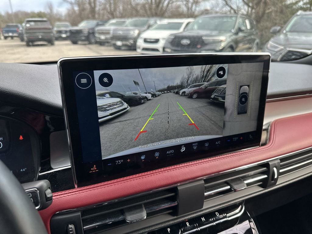 Used 2025 Lincoln Corsair Reserve image 17