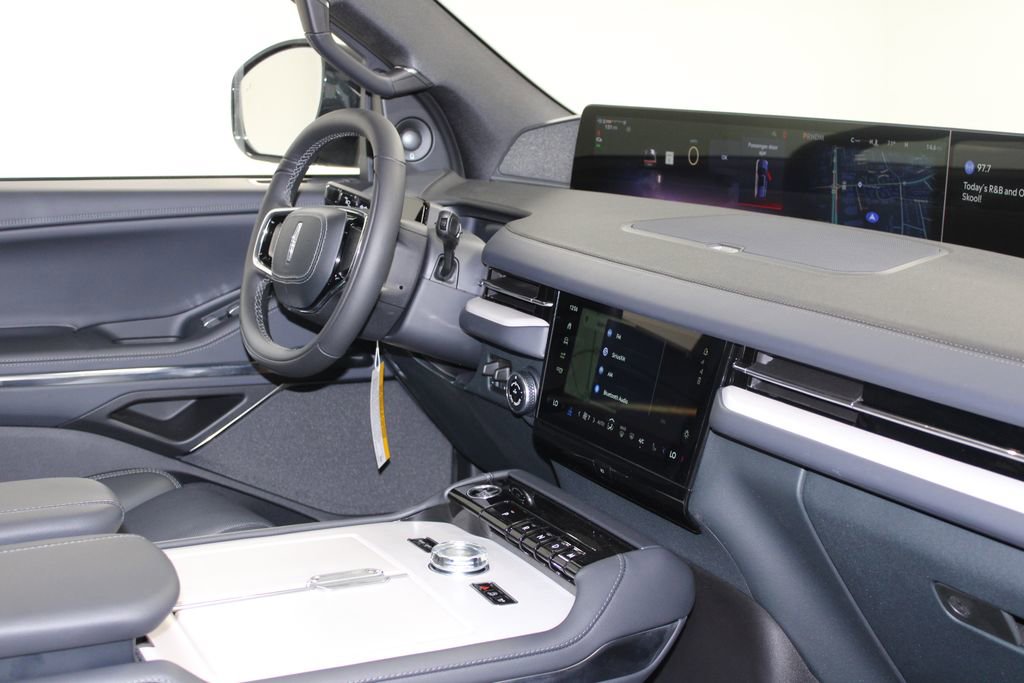 New 2025 Lincoln Navigator Reserve w/ Jet Appearance Package image 34