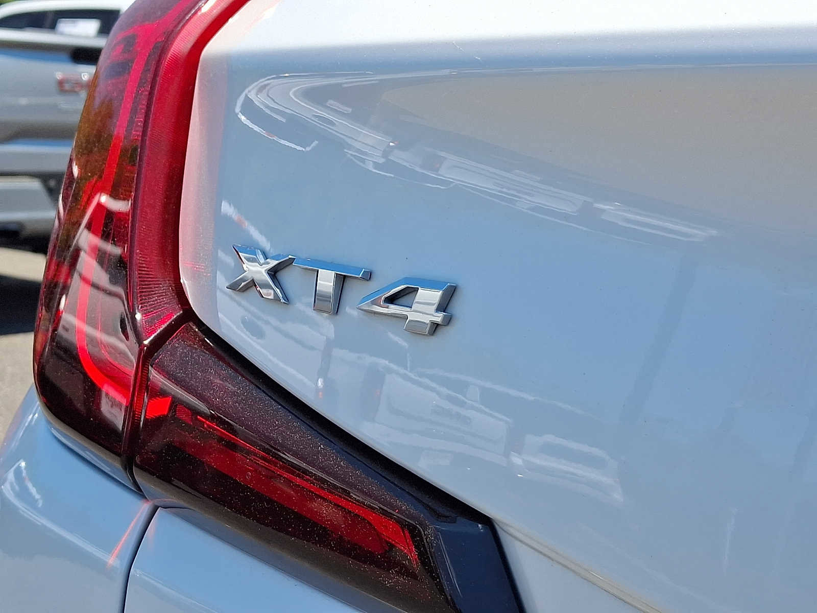 Used 2023 Cadillac XT4 Premium Luxury w/ Cold Weather Package FWD image 36