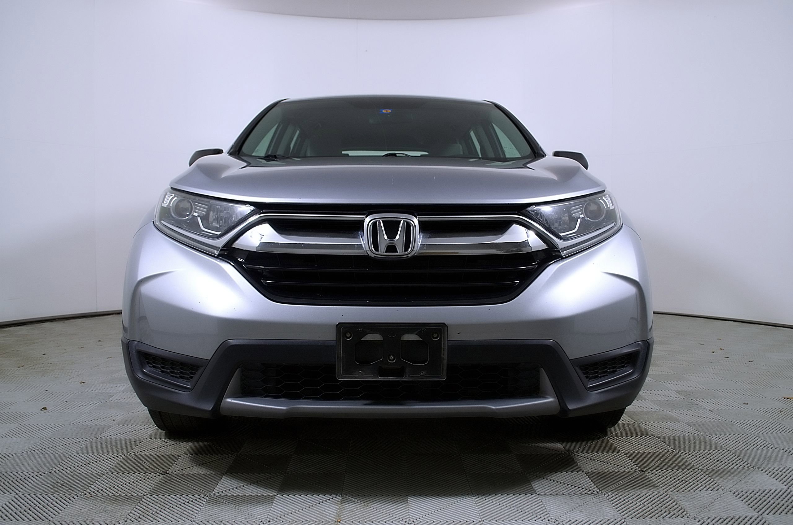 Used 2018 Honda CR-V LX image 5
