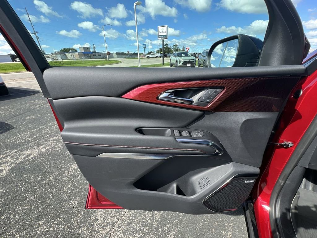 Certified 2024 Chevrolet Traverse RS w/ LPO, Floor Liner Package image 23