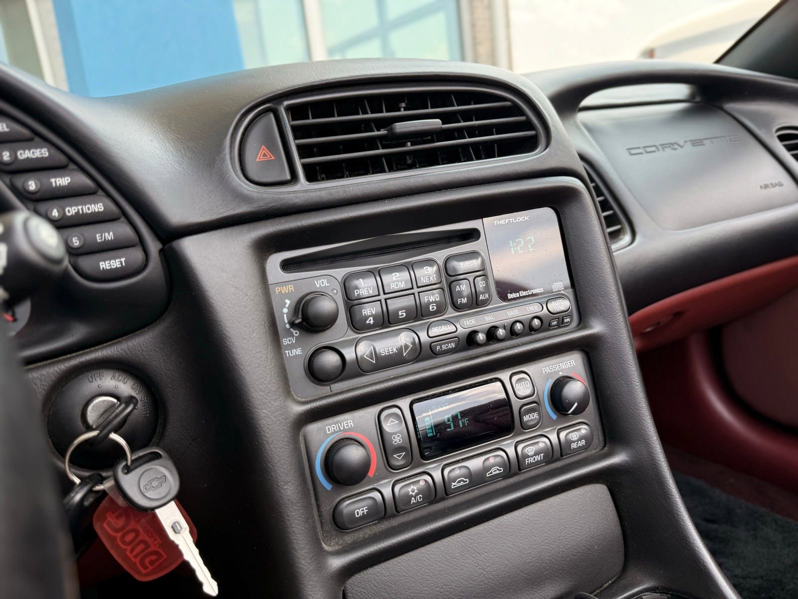 Used 1999 Chevrolet Corvette Convertible w/ Memory Pkg image 70