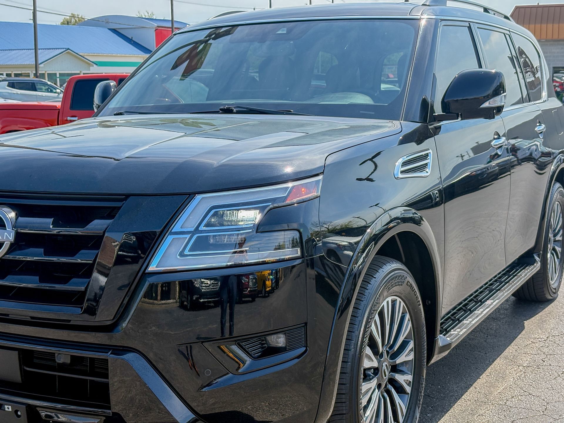Used 2022 Nissan Armada SL w/ Midnight Edition Package image 9