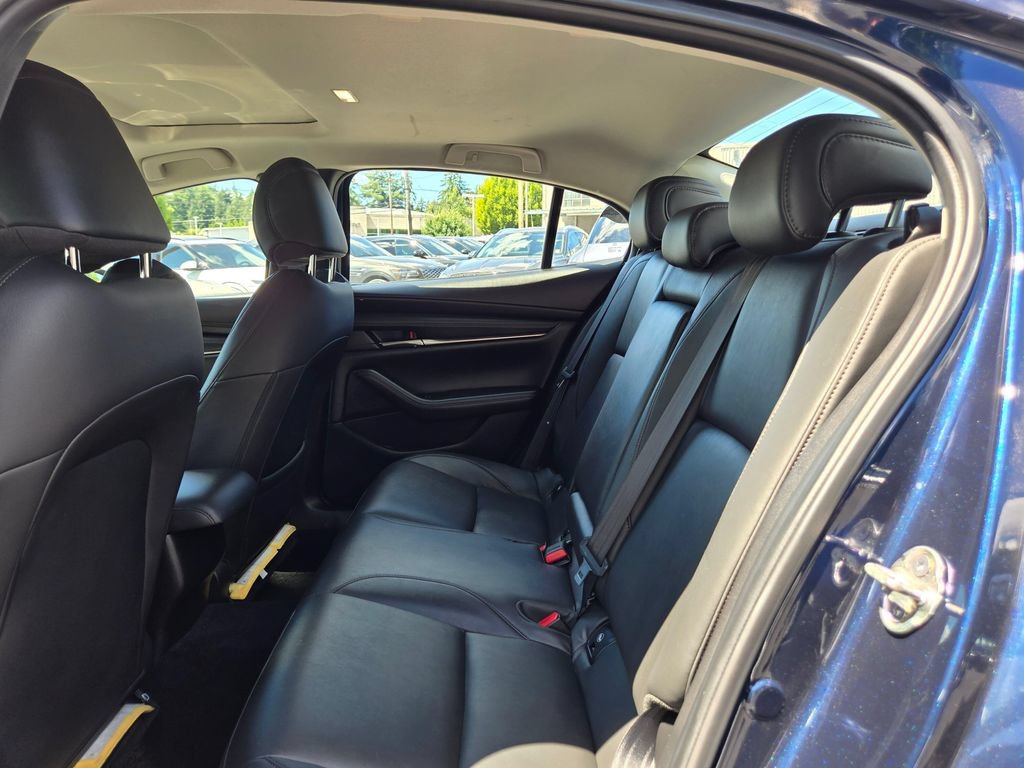 Used 2021 MAZDA MAZDA3 s AWD/4WD image 16
