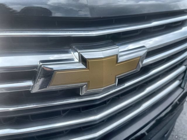 Used 2022 Chevrolet Traverse LT FWD image 30